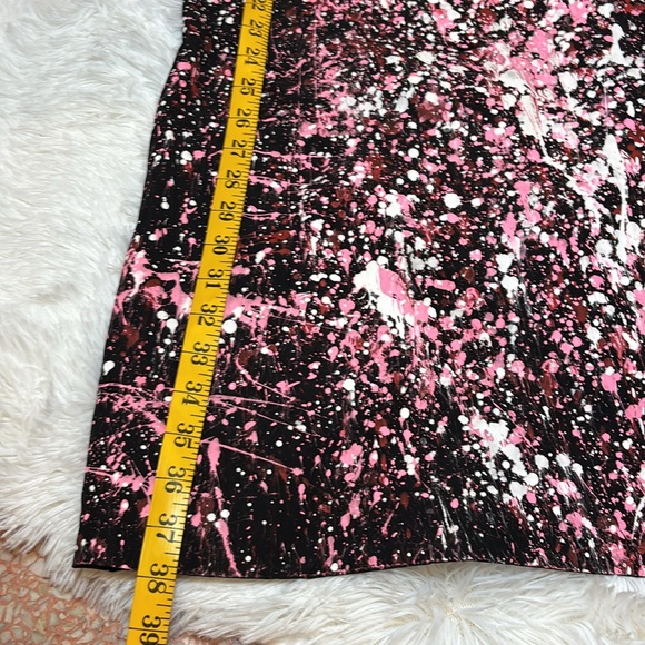 Norma Kamali Trench Coat Paint Splatter
Size M - Bold Artistic Statement Piece - Picture 14 of 15